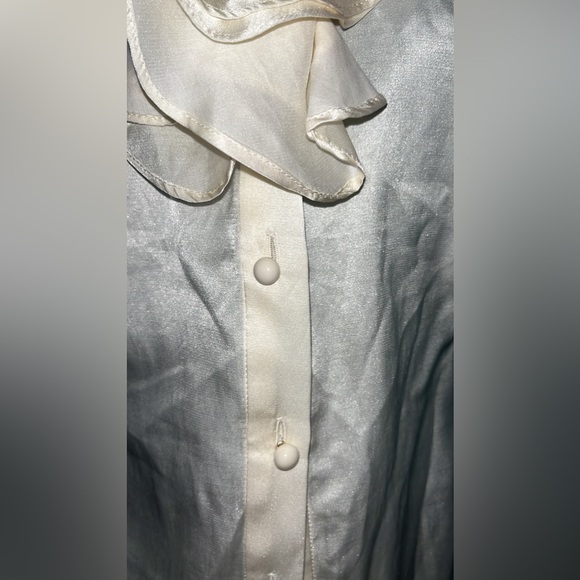 Talbots White Silk Button Down Ruffle Neck Blouse Sz 12P - Picture 2 of 8